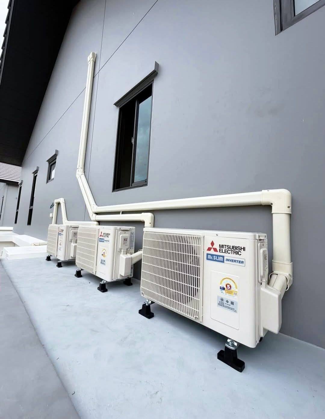 Instalasi Split Wall